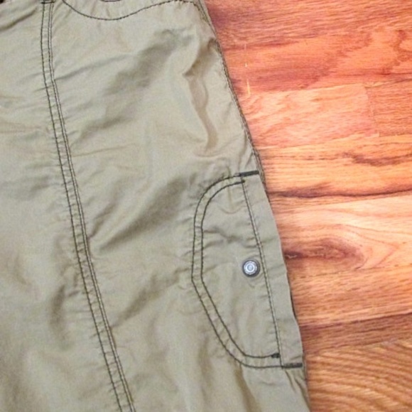 Ann Taylor LOFT Khaki "Marisa" Cargo Pants, Size 6 - Picture 4 of 7
